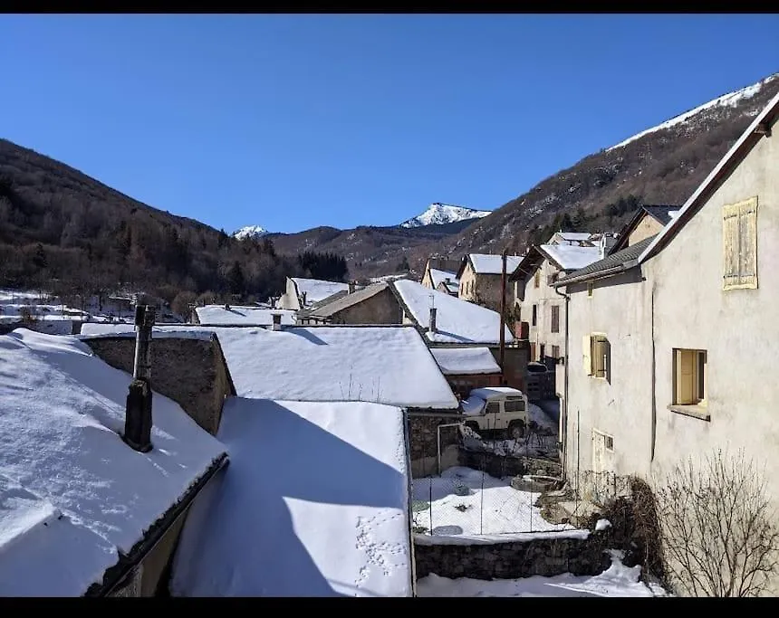 Шале Grand Gite Au Coeur Des Pyrenees - Ariege Mijanes