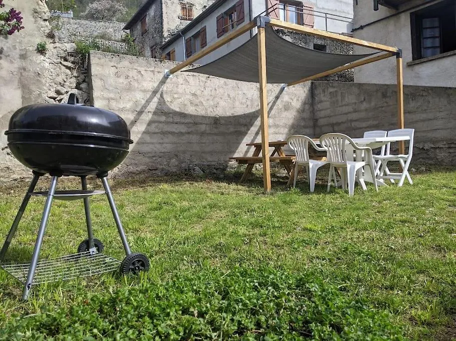 Grand Gite Au Coeur Des Pyrenees - Ariege Mijanes